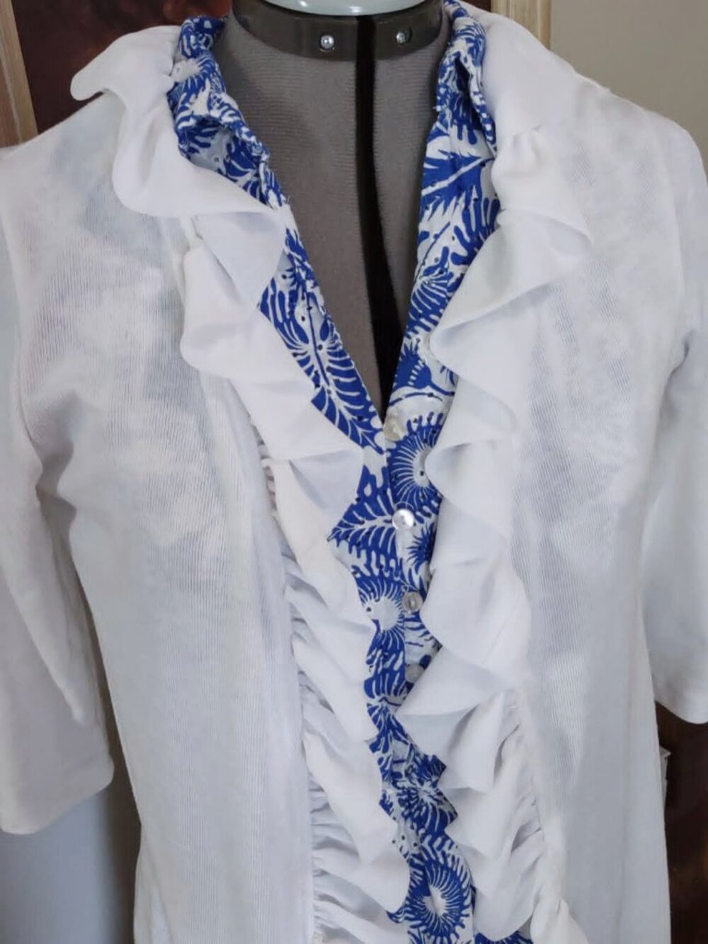 White Ruffle Cardigan - Picture 2 of 3